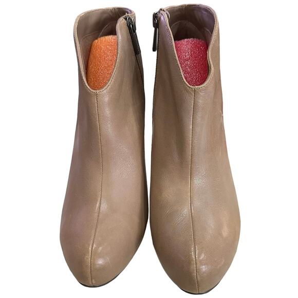 Jessica Simpson Arriel Tan high heeled bootie slip on size 9.5 39.5 eu - Picture 1 of 9